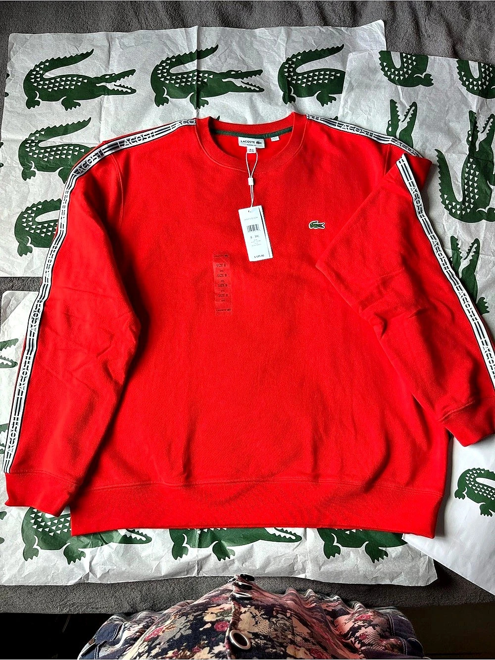 Lacoste Classic Fit Logo Stripe Crew Neck Sweatshirt Red Waist 3XL COTTON 80
